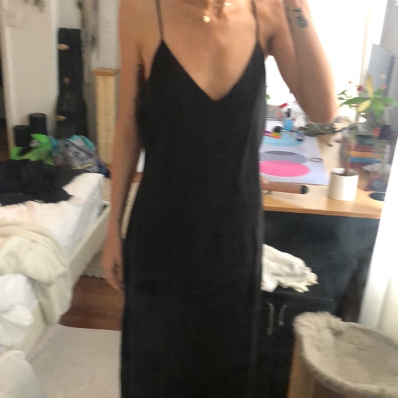 Reformation Dresses & Skirts - Reformation Linen Midi Dress Black